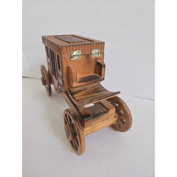 Vintage Handcrafted Wooden Western Stagecoach Box Trinket - Picture 7 of 9